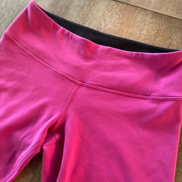 Lululemon Reversible Wunder Unders - Picture 3 of 9